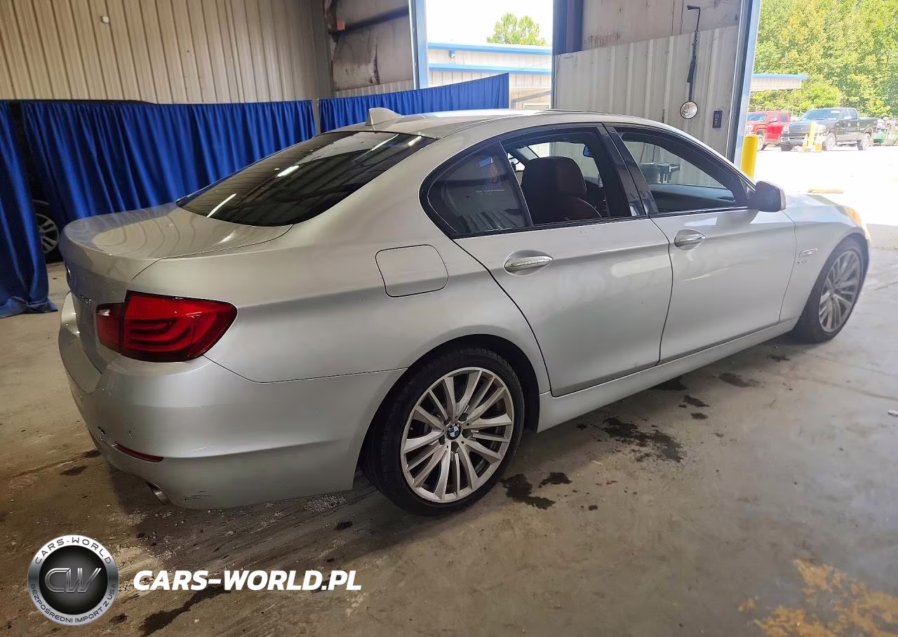 2011 BMW 550 Xi VIN:WBAFU9C55BC785351 - 3