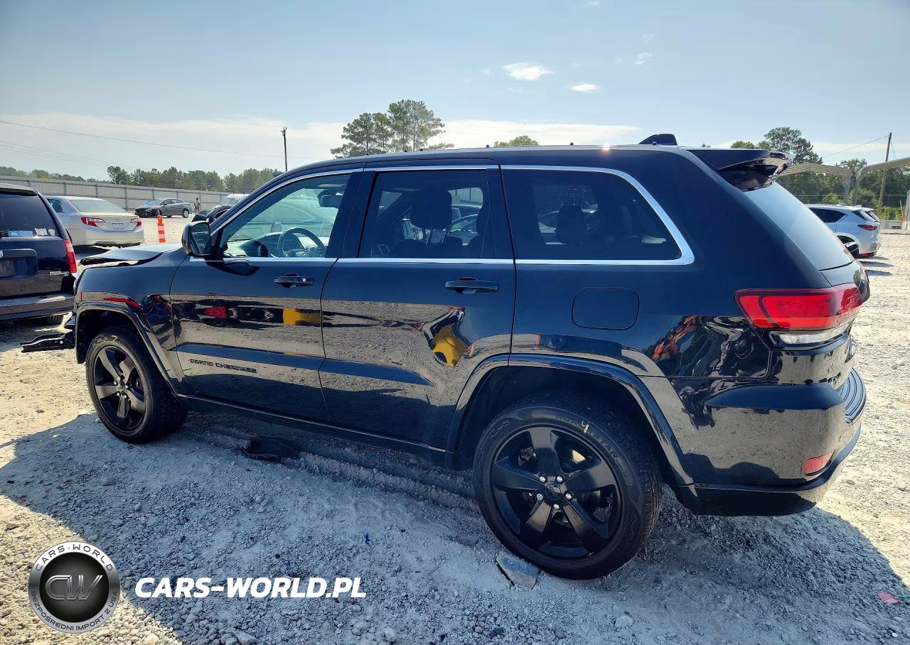 2015 Jeep Grand Cherokee Laredo VIN:1C4RJFAG2FC940455 - 2
