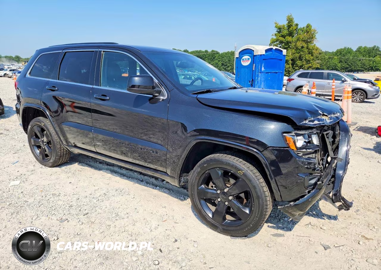 2015 Jeep Grand Cherokee Laredo VIN:1C4RJFAG2FC940455 - 4
