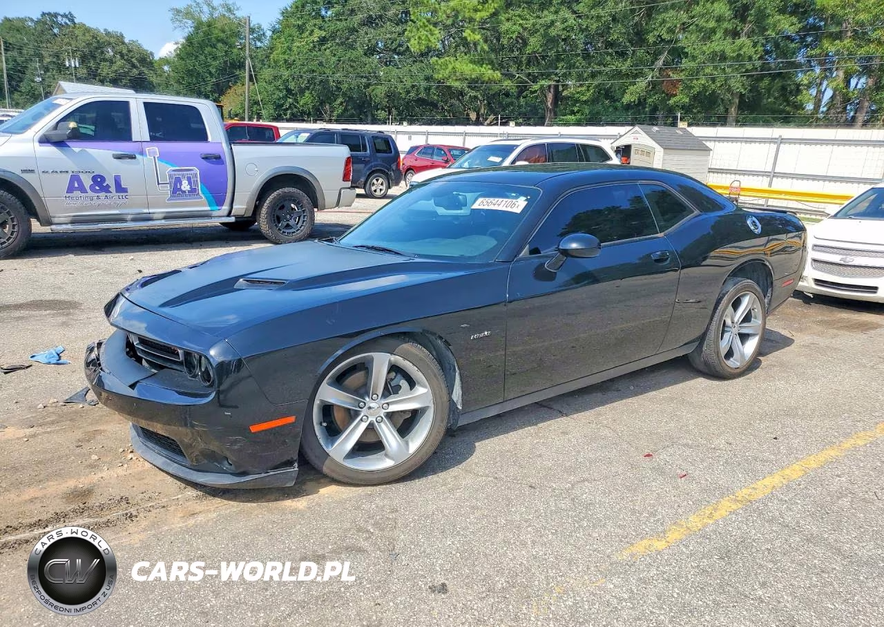 2015 Dodge Challenger Sxt – zdjęcie 1 z 12