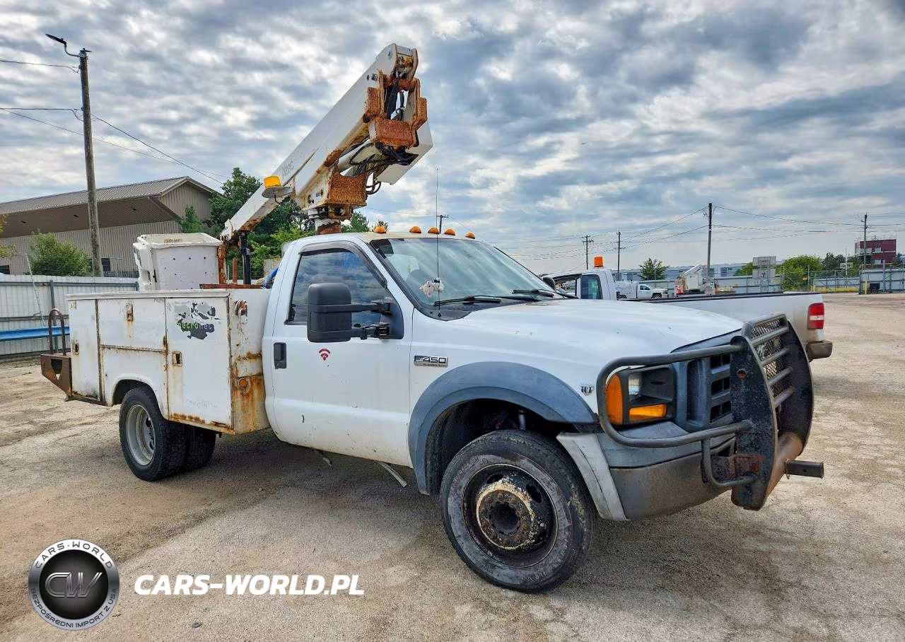 2006 Ford F450 Super Duty Bucket Truck VIN:1FDXF46Y66EC68589 - 4