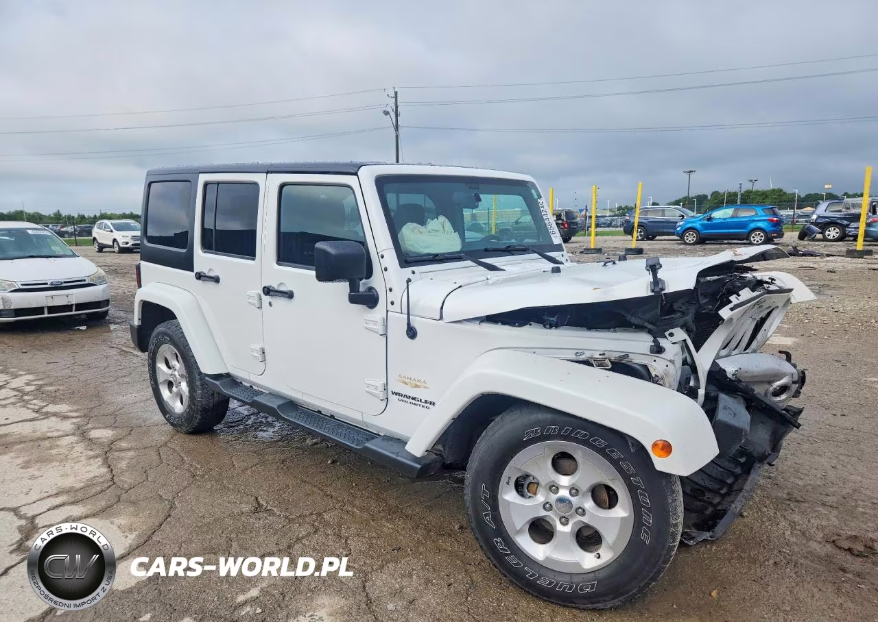 2015 Jeep Wrangler Unlimited Sahara VIN:1C4BJWEG8FL764216 - 4