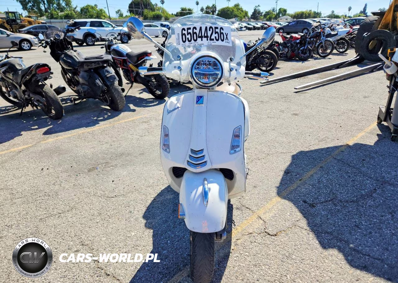 2022 Vespa-Piag Gts 300 VIN:ZAPMA39M0N5203520 - 2