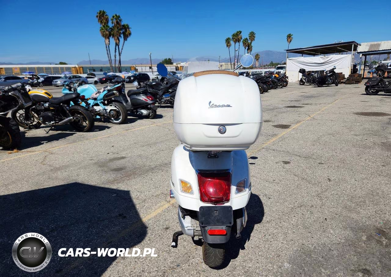2022 Vespa-Piag Gts 300 VIN:ZAPMA39M0N5203520 - 4