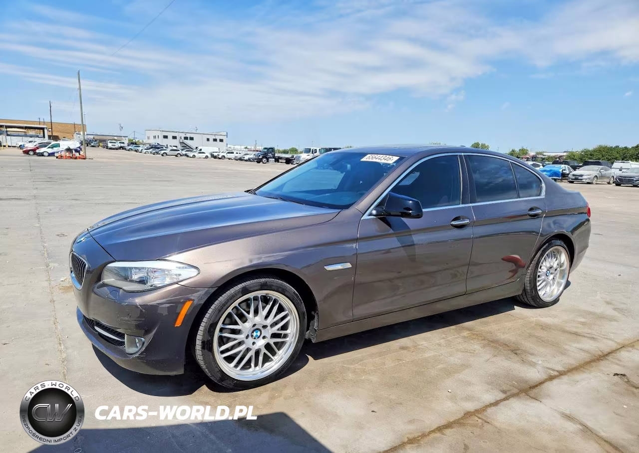 2013 BMW 528 I – zdjęcie 1 z 12