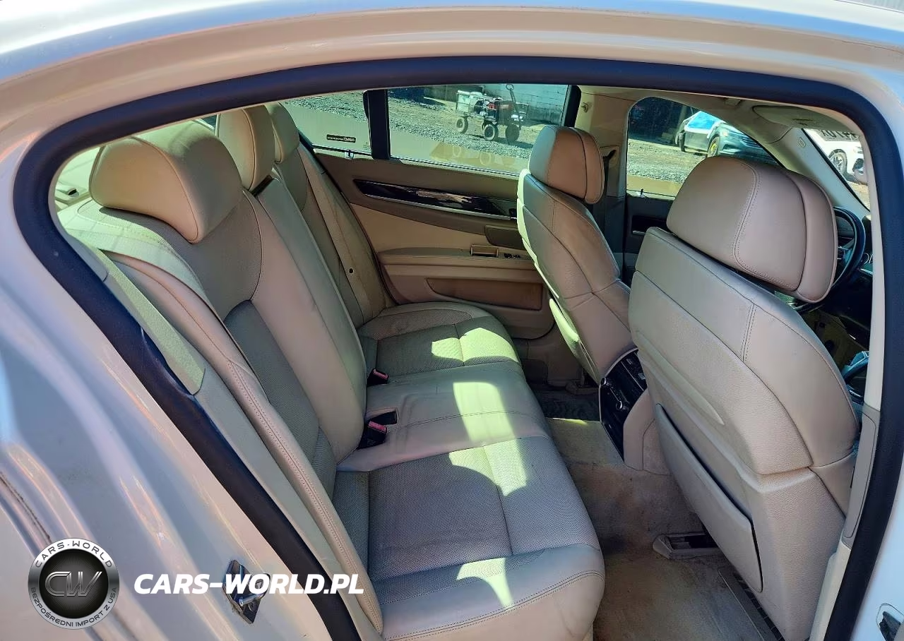 2010 BMW 750 I xDrive VIN:WBAKC6C55ACL67838 - 10