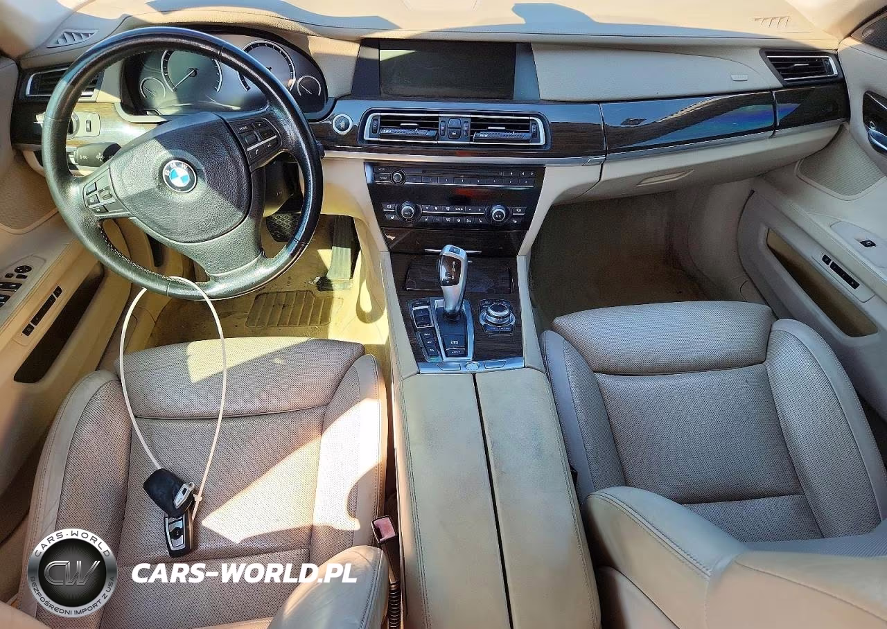 2010 BMW 750 I xDrive VIN:WBAKC6C55ACL67838 - 8