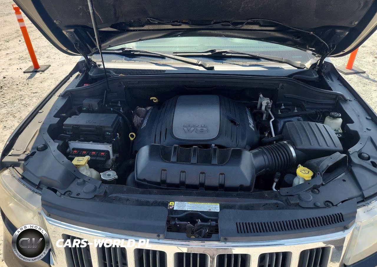 2011 Jeep Grand Cherokee Laredo VIN:1J4RR4GT7BC543927 - 12