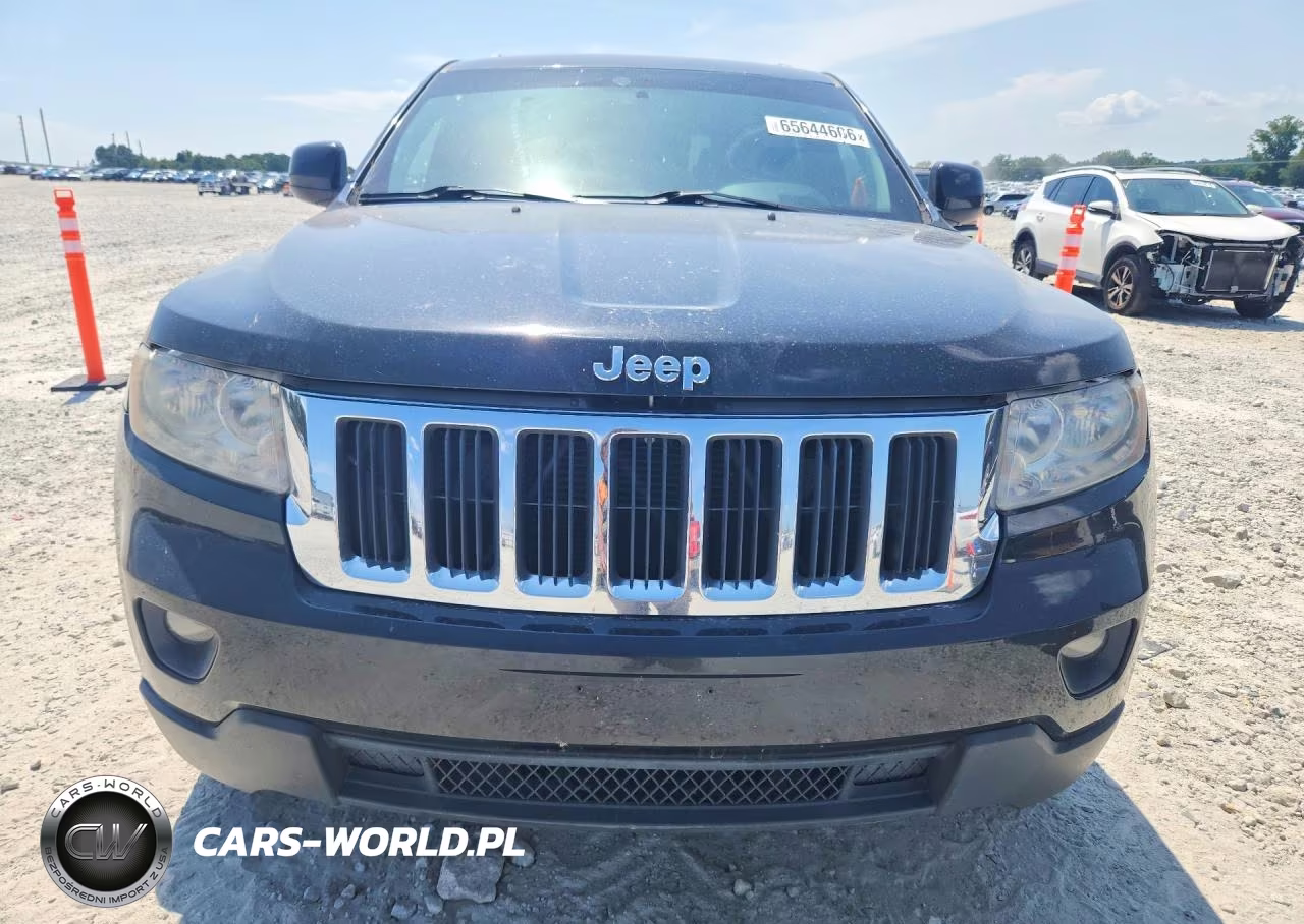 2011 Jeep Grand Cherokee Laredo VIN:1J4RR4GT7BC543927 - 5