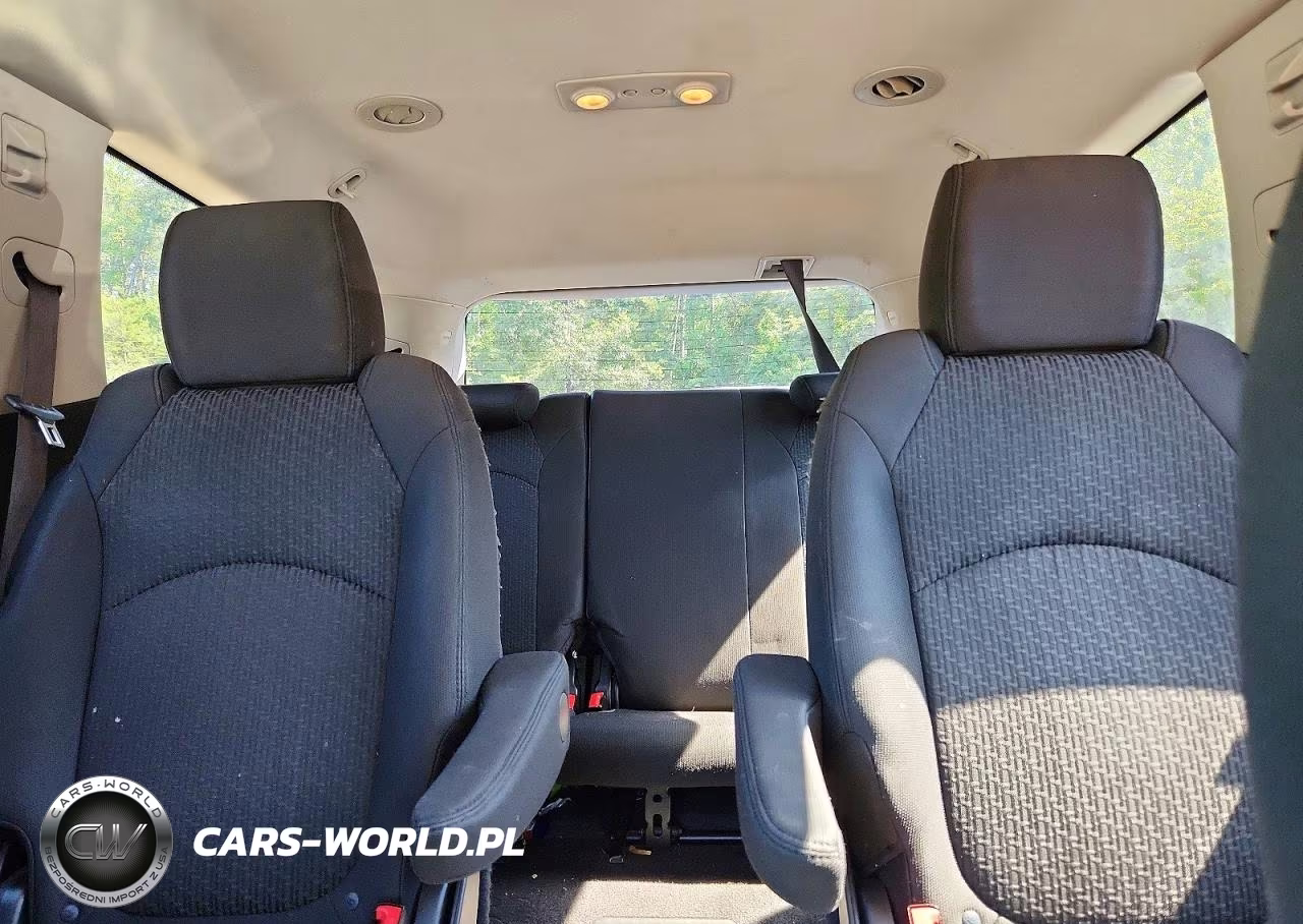 2011 Chevrolet Traverse Lt VIN:1GNKRGED5BJ228356 - 10