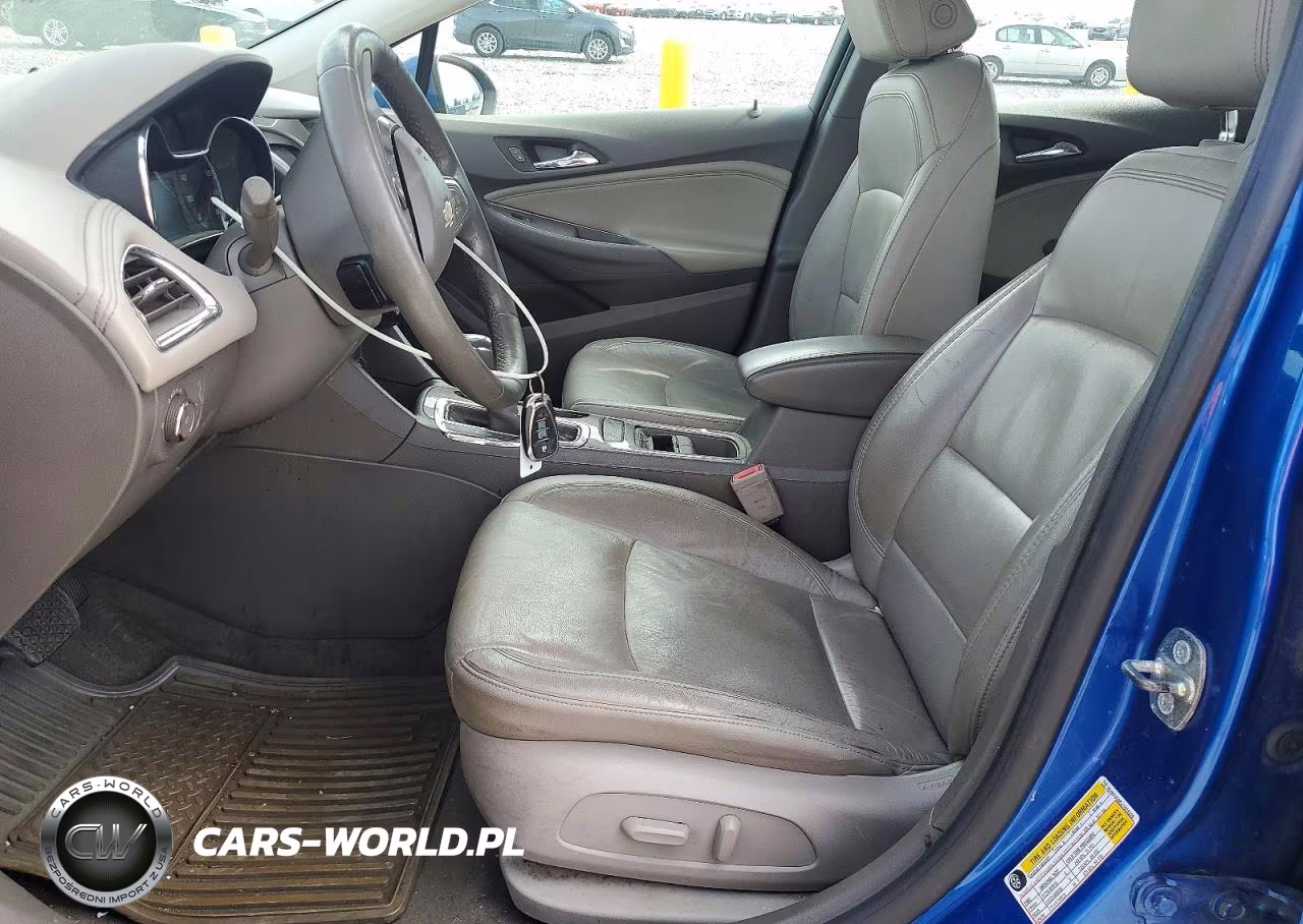 2018 Chevrolet Cruze Premier VIN:3G1BF6SM5JS618329 - 7