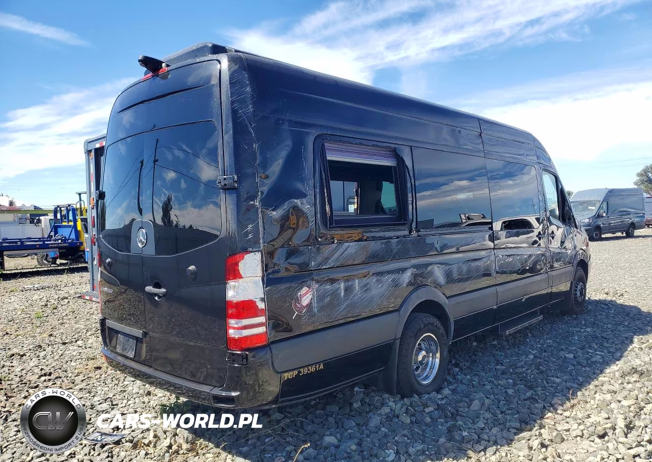 2017 Mercedes-Benz Sprinter 3500 VIN:WDAPF4CC7HP411041 - 3