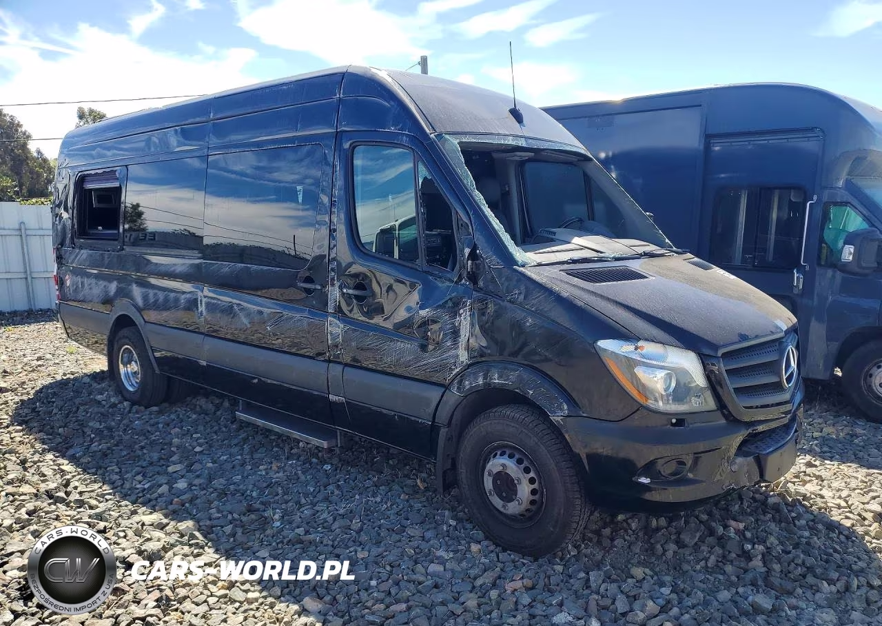 2017 Mercedes-Benz Sprinter 3500 VIN:WDAPF4CC7HP411041 - 4