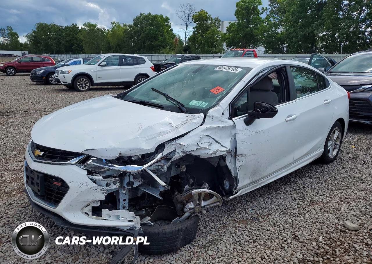 2017 Chevrolet Cruze Lt – zdjęcie 1 z 12