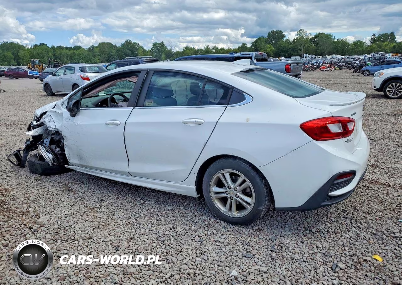 2017 Chevrolet Cruze Lt VIN:1G1BE5SM8H7143541 - 2