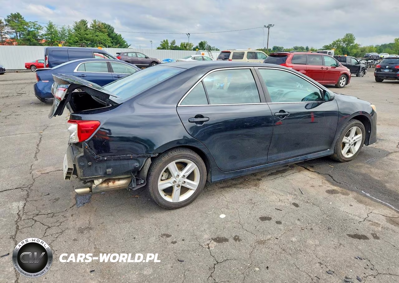 2013 Toyota Camry Se VIN:4T1BF1FK3DU225562 - 3