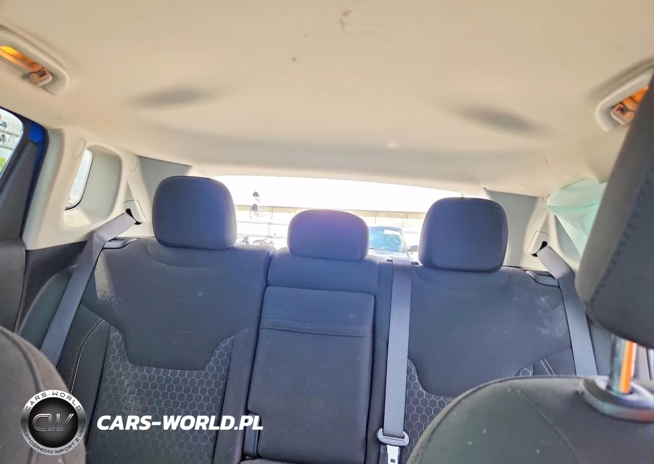 2020 Jeep Compass Sport VIN:3C4NJDABXLT137934 - 10