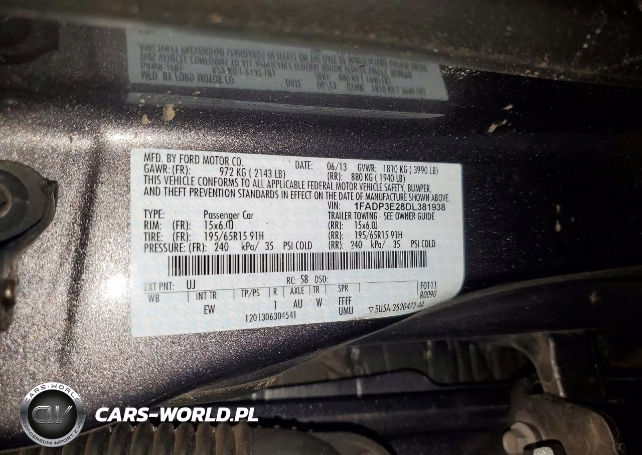 2013 Ford Focus S VIN:1FADP3E28DL381938 - 13
