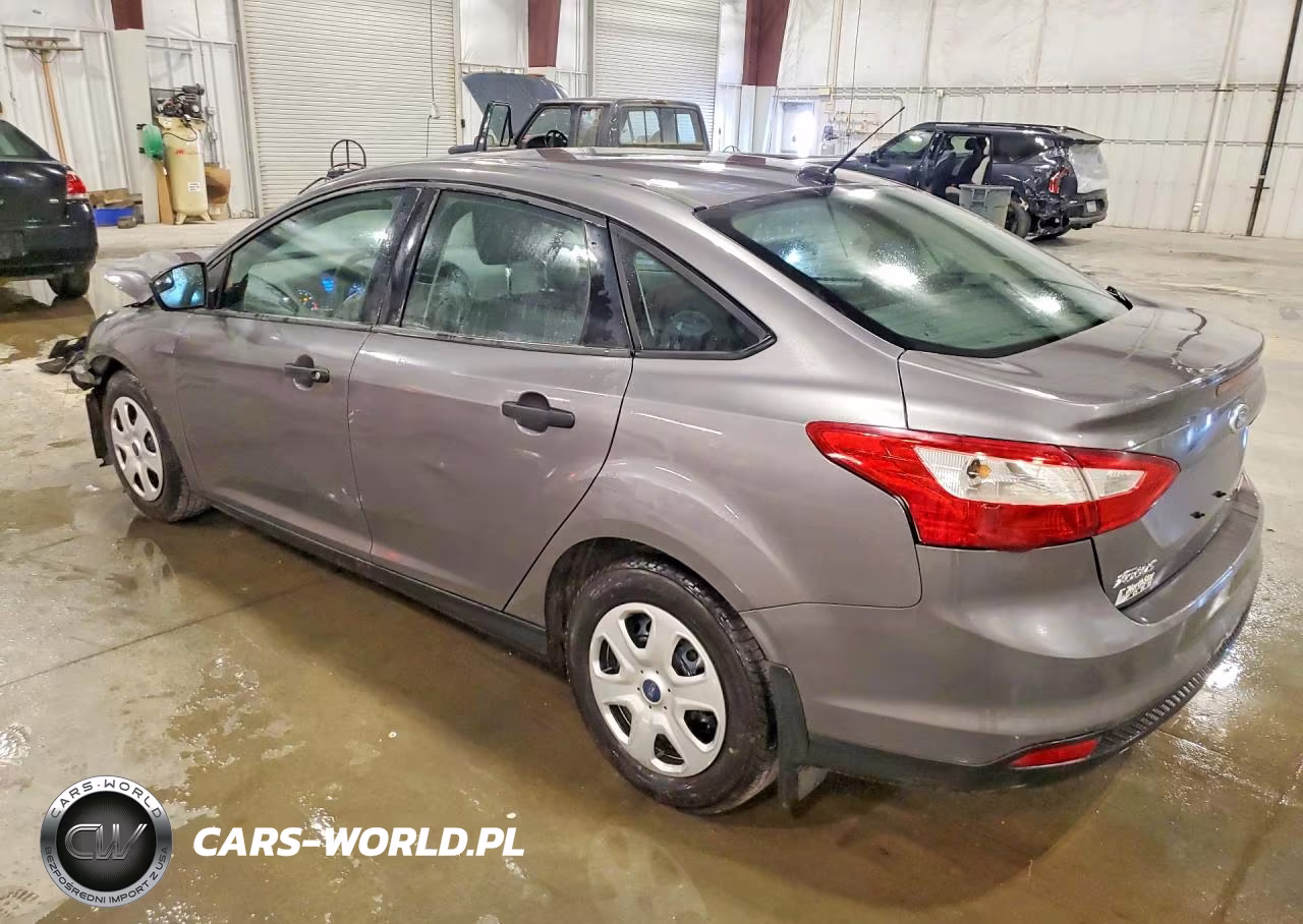 2013 Ford Focus S VIN:1FADP3E28DL381938 - 2