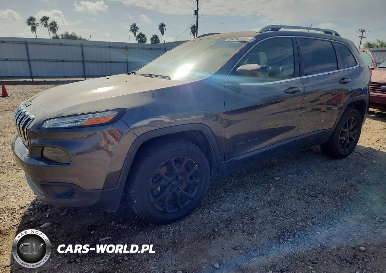 2015 Jeep Cherokee Latitude VIN:1C4PJMCS9FW563246 - 1