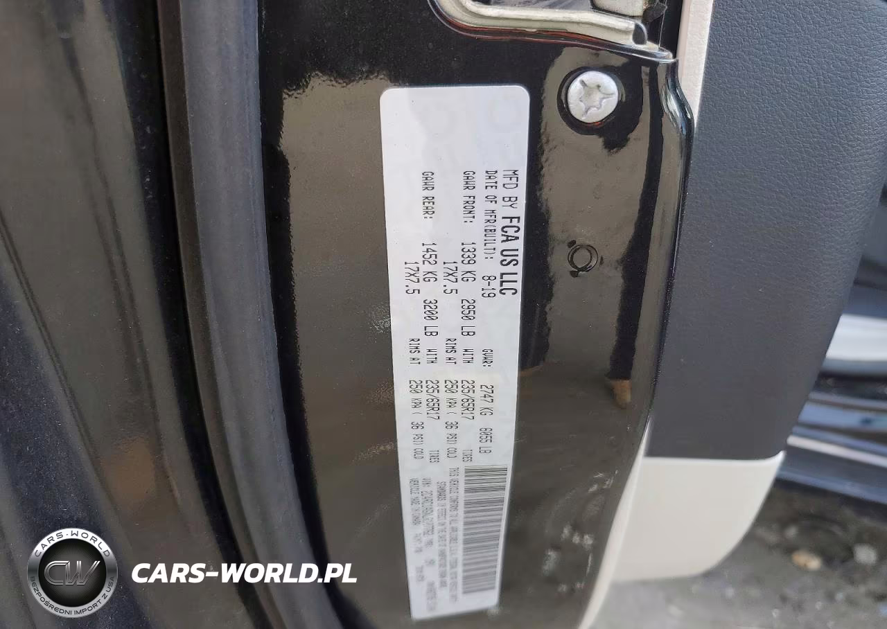 2020 Chrysler Voyager L VIN:2C4RC1AGXLR107762 - 13