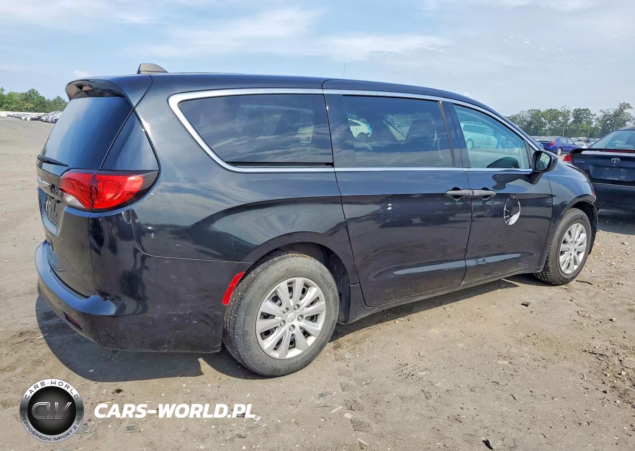 2020 Chrysler Voyager L VIN:2C4RC1AGXLR107762 - 3