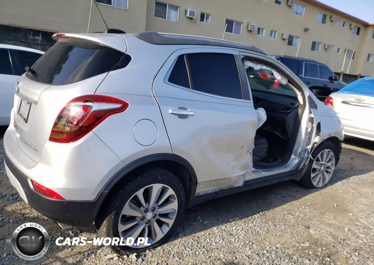 2018 Buick Encore Preferred VIN:KL4CJASBXJB624824 - 3