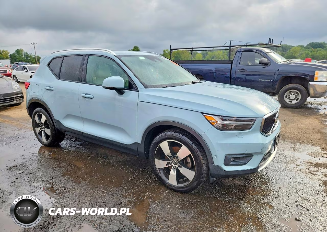 2019 Volvo Xc40 T5 Momentum VIN:YV4162XZ7K2007647 - 4