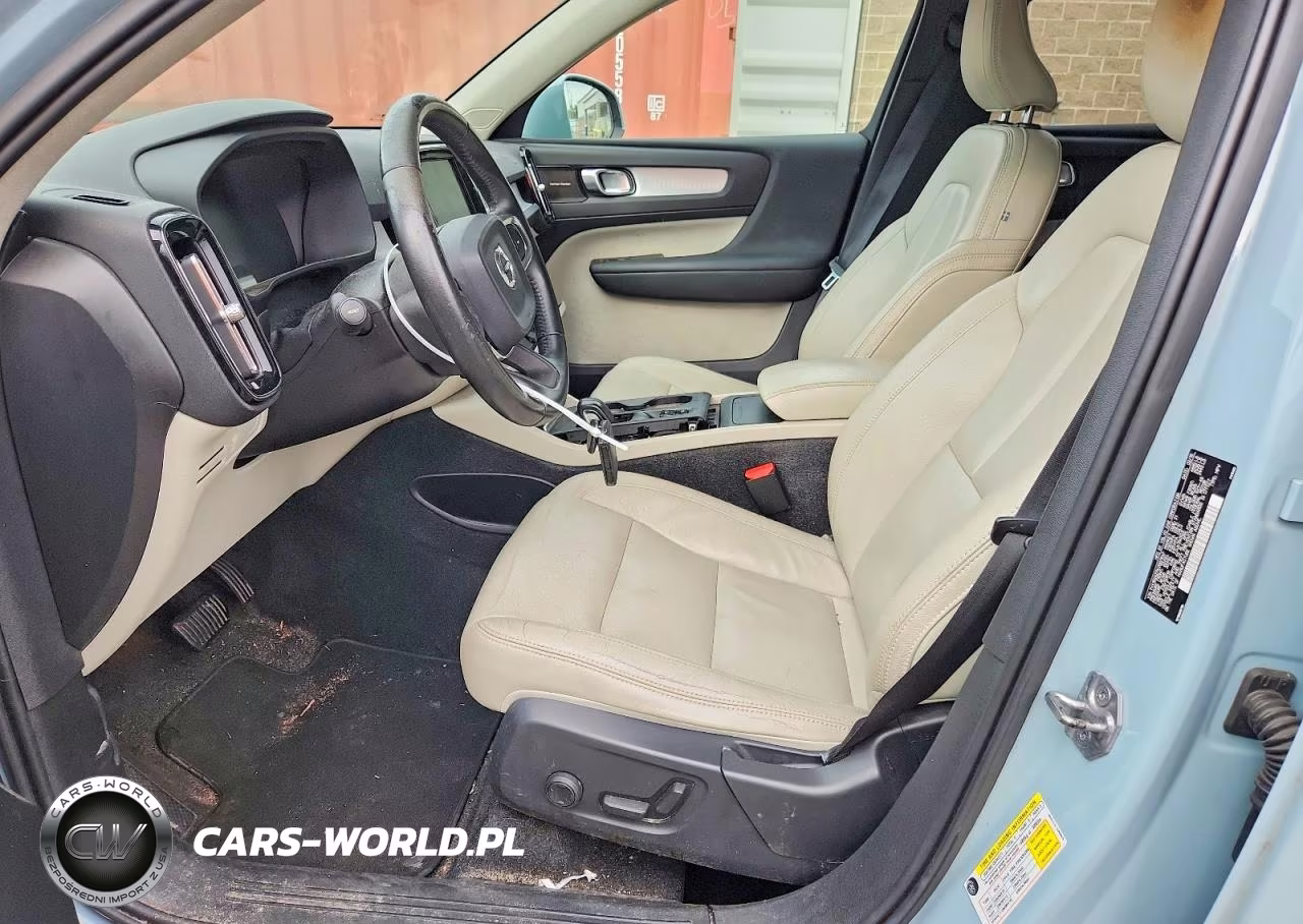 2019 Volvo Xc40 T5 Momentum VIN:YV4162XZ7K2007647 - 7