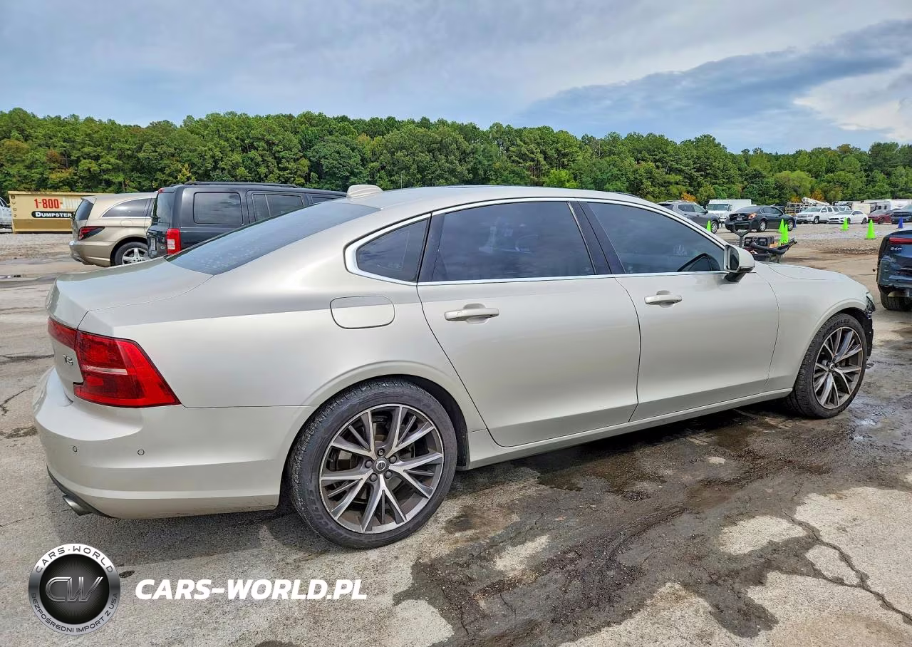 2018 Volvo S90 T5 Momentum VIN:LVY982AK9JP029378 - 3