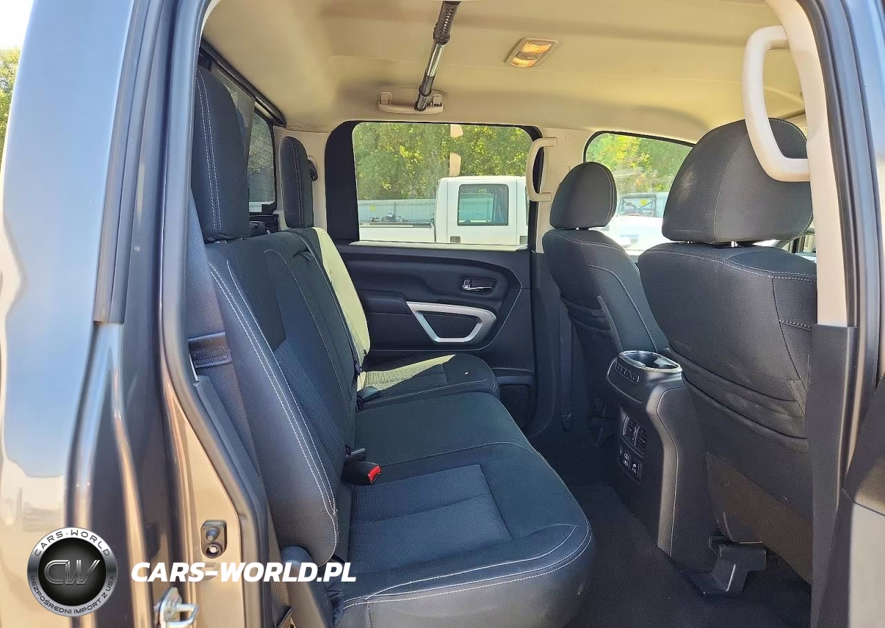 2019 Nissan Titan Sv VIN:1N6AA1E65KN529533 - 10