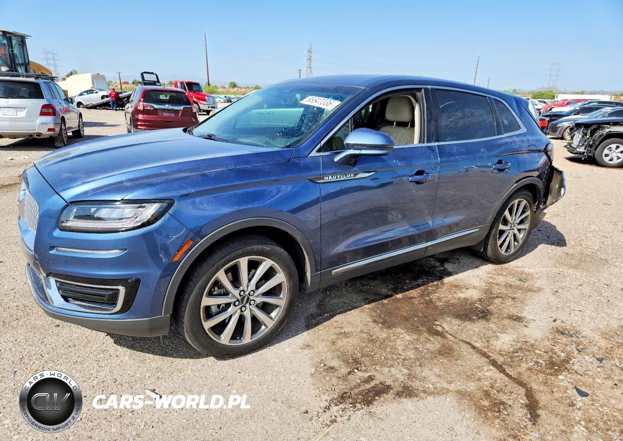 2019 Lincoln Nautilus Select