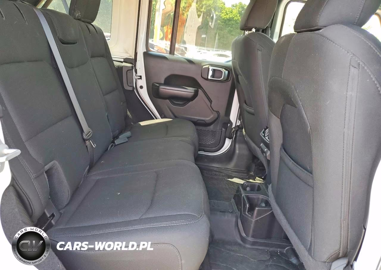 2020 Jeep Wrangler Unlimited Sport VIN:1C4HJXDN8LW224312 - 11