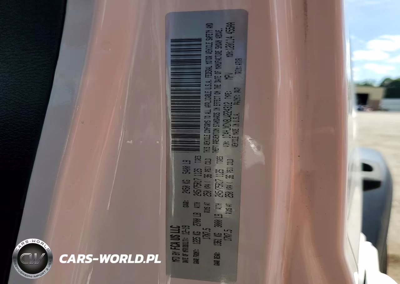 2020 Jeep Wrangler Unlimited Sport VIN:1C4HJXDN8LW224312 - 13