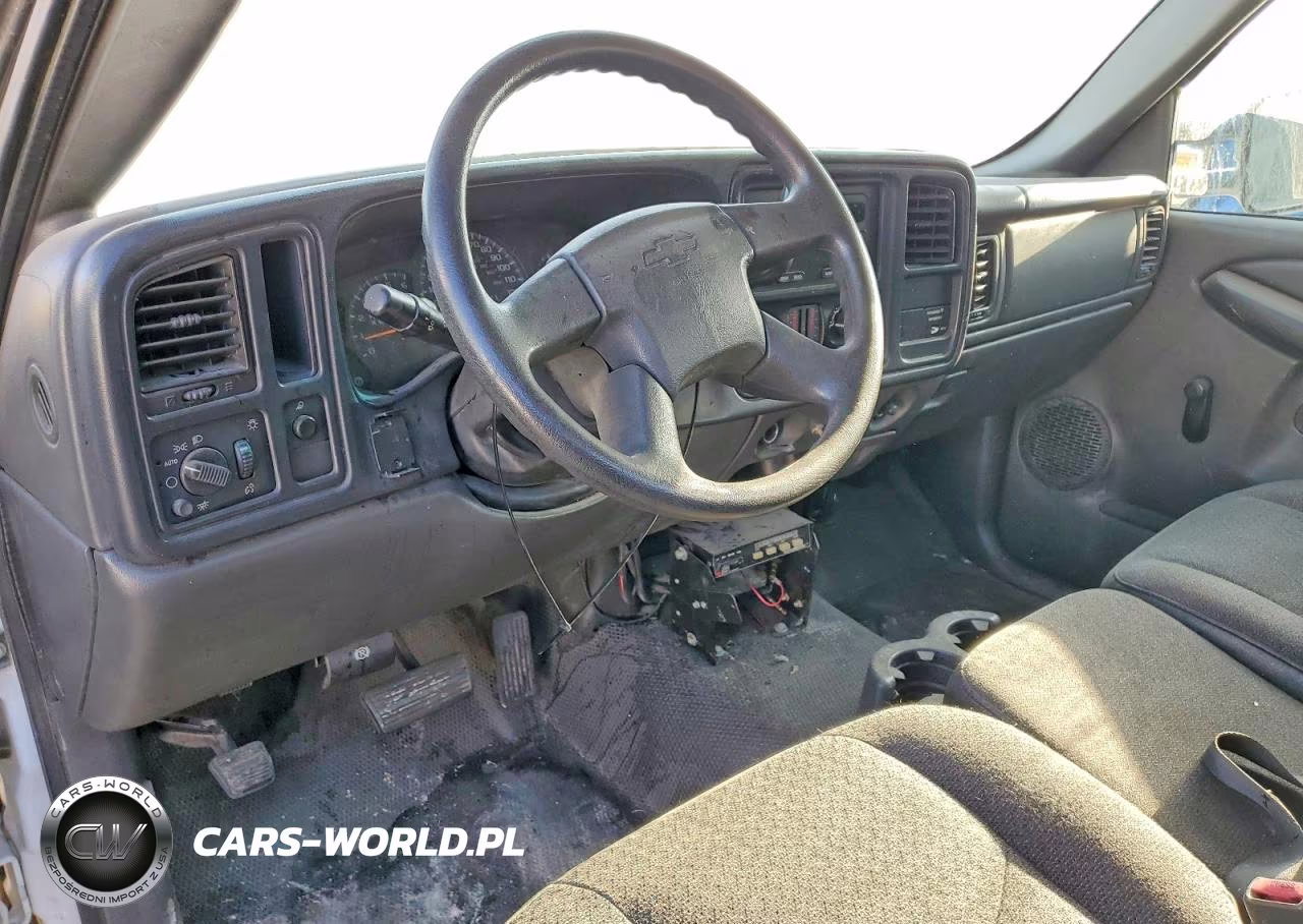 2003 Chevrolet Silverado C2500 VIN:1GBGC24U13Z285228 - 8