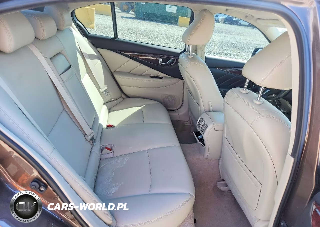 2016 Infiniti Q50 2.0T Premium VIN:JN1CV7AR2GM250642 - 10