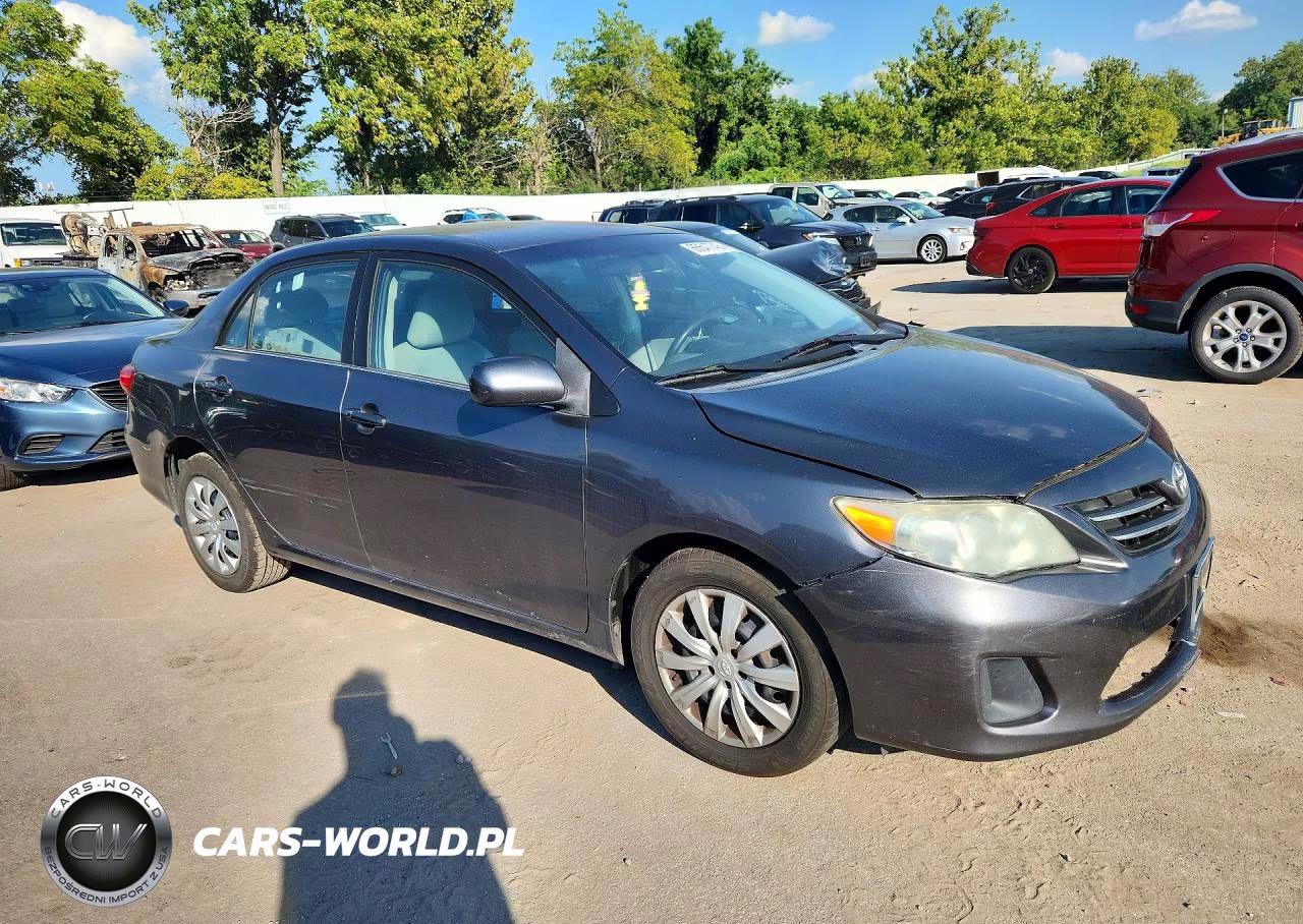 2013 Toyota Corolla Le VIN:5YFBU4EEXDP146202 - 4