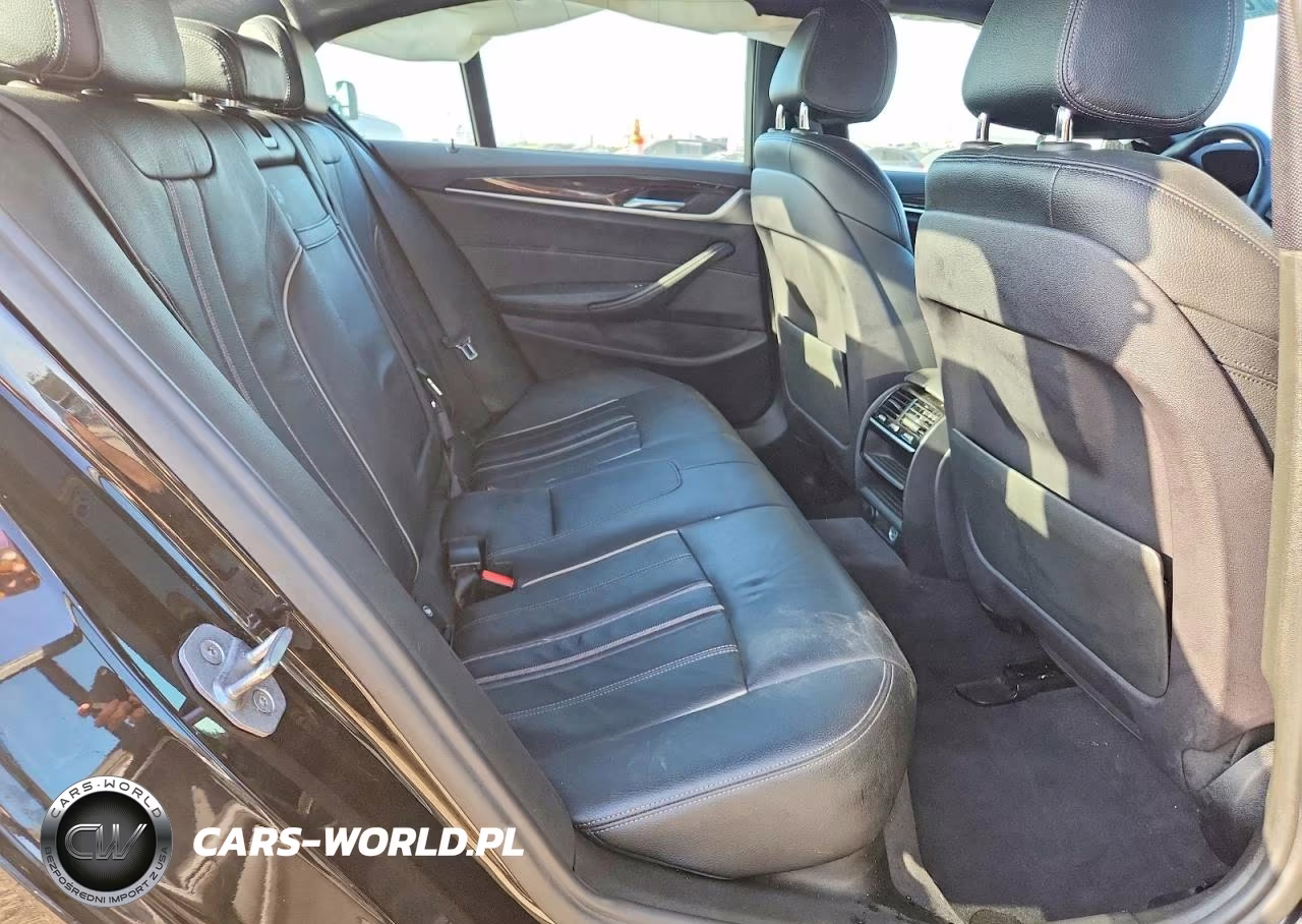 2018 BMW 530 Xi VIN:WBAJA7C58JG908414 - 10