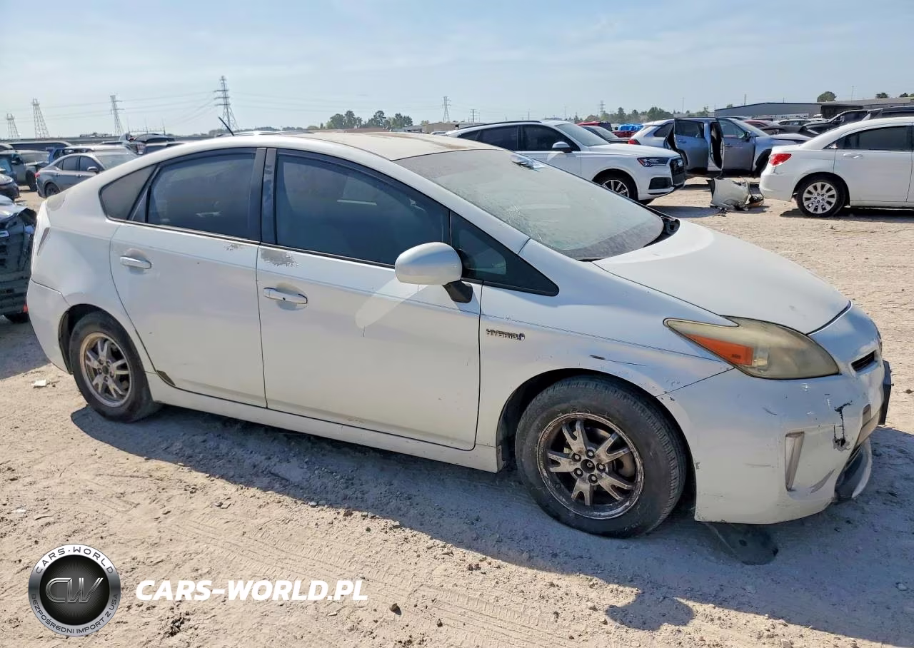 2012 Toyota Prius Two VIN:JTDKN3DU2C1554163 - 4