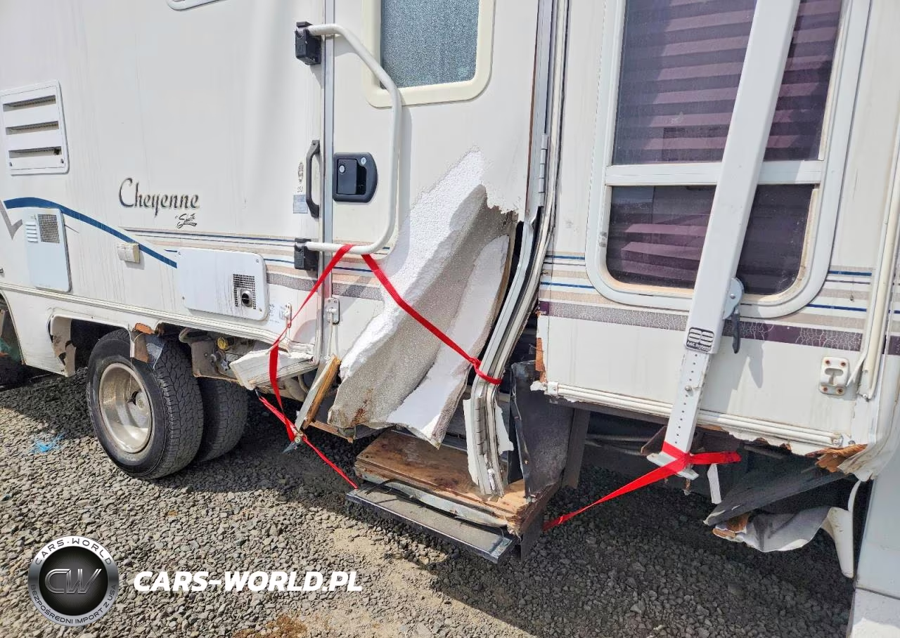 2000 Other Rv Recreational Vehicle (Rv) VIN:1GBJG31JXY1221303 - 9