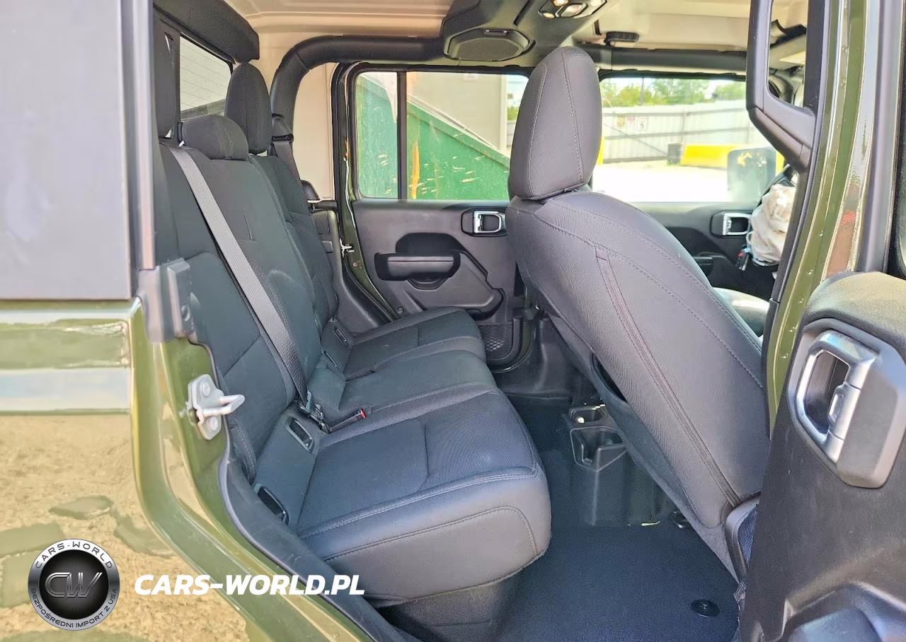 2022 Jeep Gladiator Sport VIN:1C6JJTAG8NL137196 - 10
