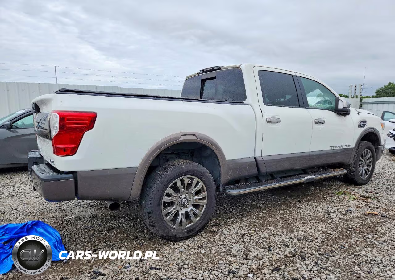 2017 Nissan Titan Xd Platinum Reserve VIN:1N6BA1F47HN509052 - 3