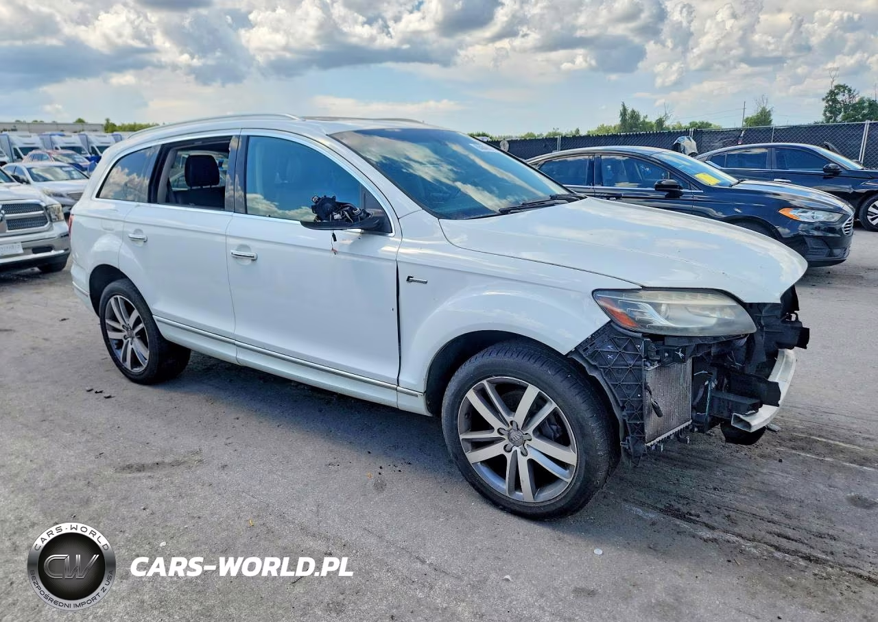 2015 Audi Q7 Premium Plus VIN:WA1LGAFE9FD014606 - 4