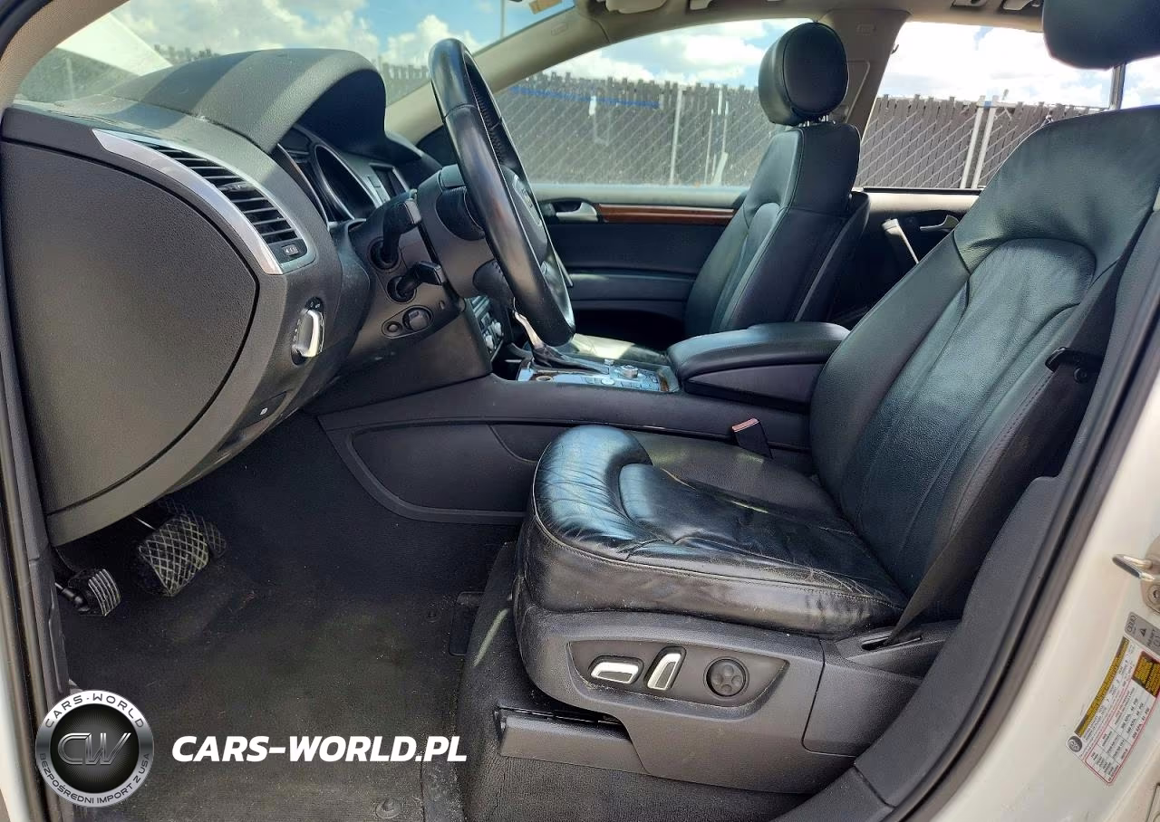 2015 Audi Q7 Premium Plus VIN:WA1LGAFE9FD014606 - 7