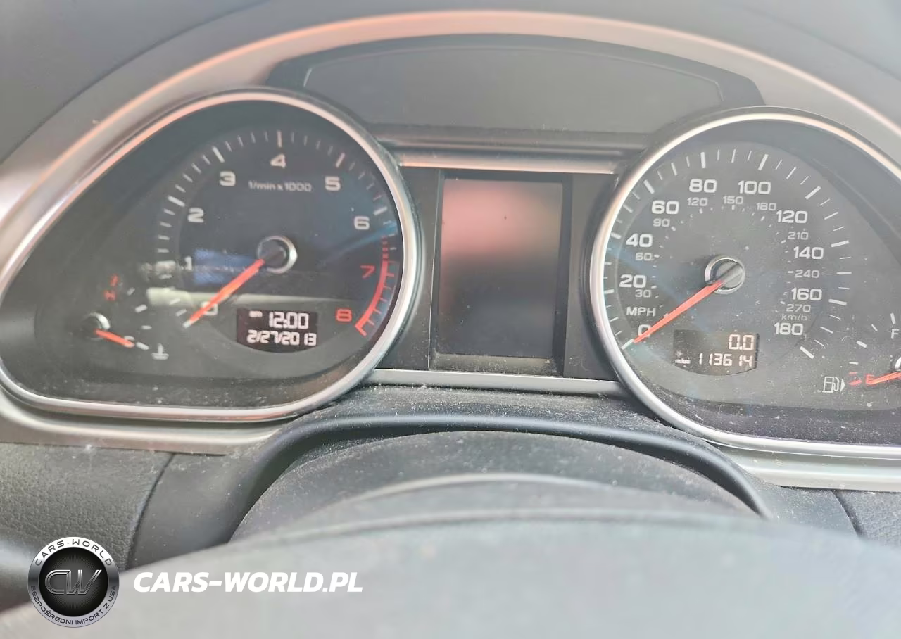 2015 Audi Q7 Premium Plus VIN:WA1LGAFE9FD014606 - 9