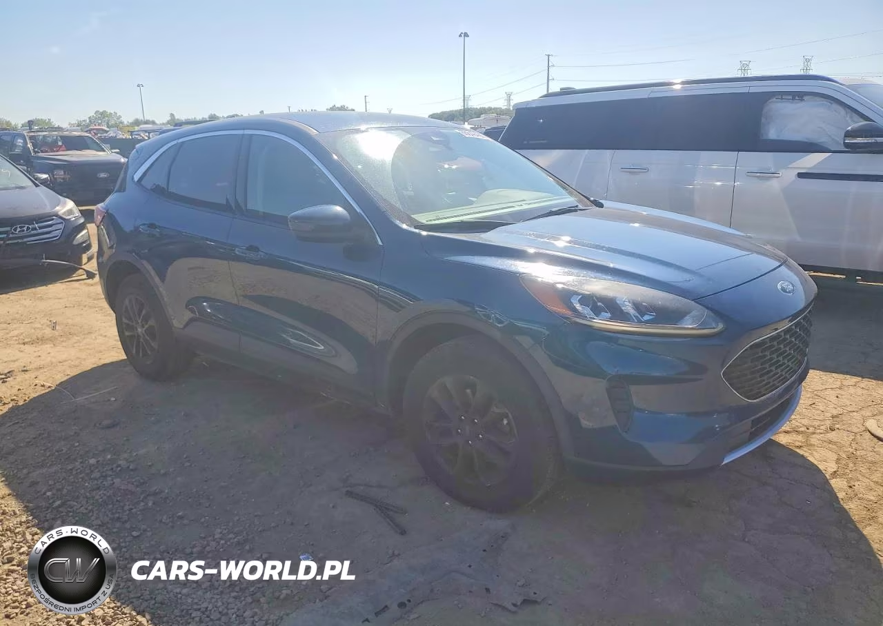 2020 Ford Escape Se VIN:1FMCU9G68LUC62261 - 4