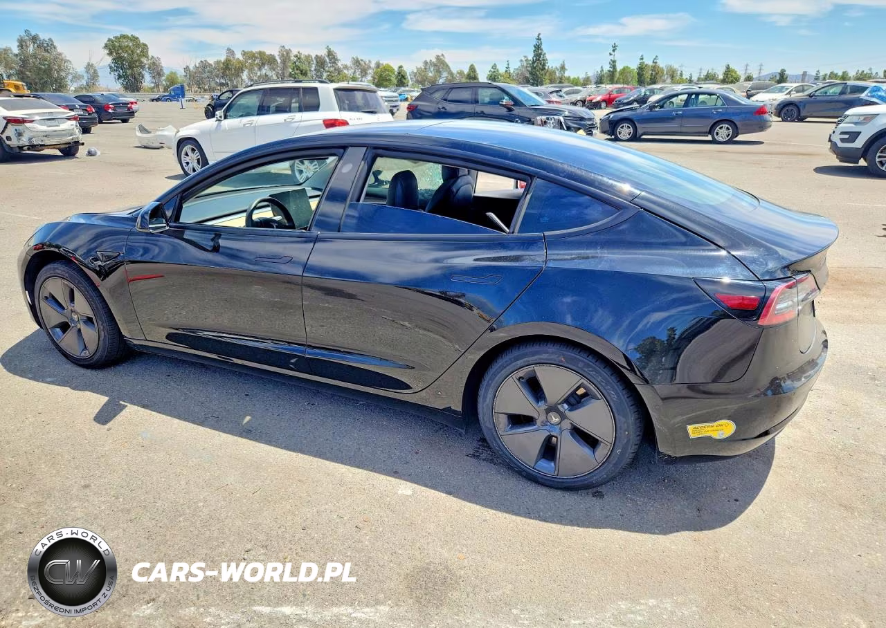 2022 Tesla Model 3 VIN:5YJ3E1EB4NF135053 - 2