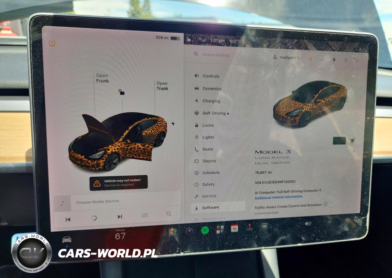 2022 Tesla Model 3 VIN:5YJ3E1EB4NF135053 - 9