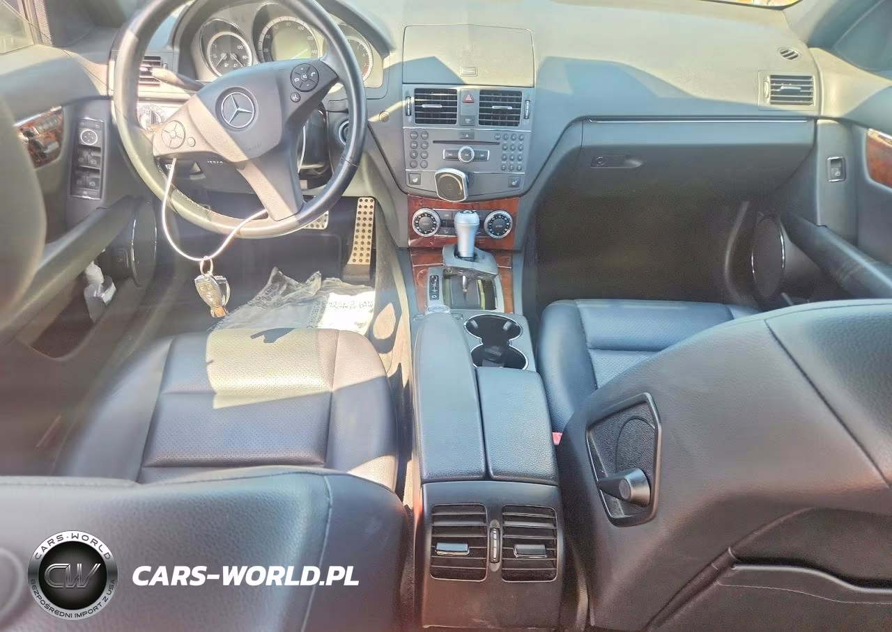 2010 Mercedes-Benz C 300 4Matic VIN:WDDGF8BB7AR123341 - 8