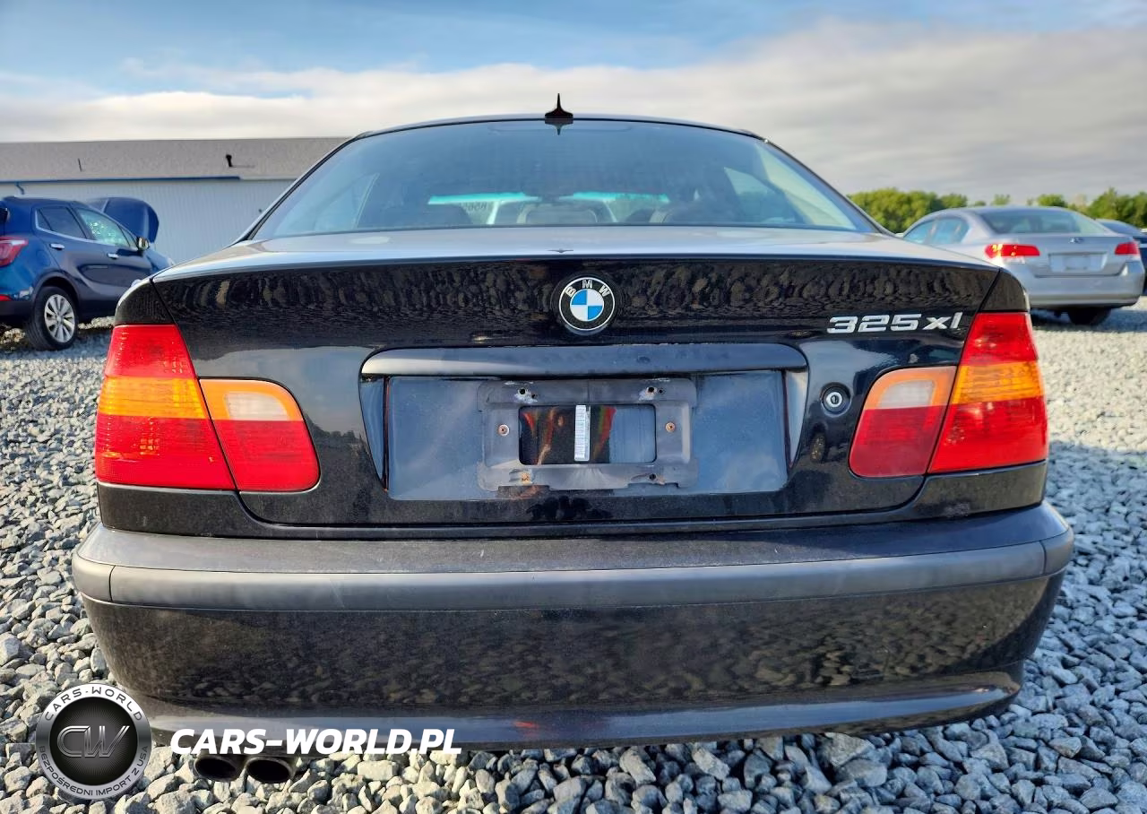 2004 BMW 325 Xi VIN:WBAEU33494PR06832 - 6